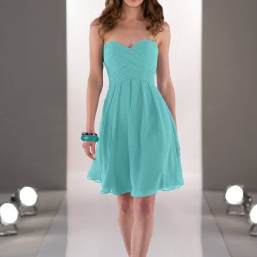 Bridesmaids dress worn once for June wedding.